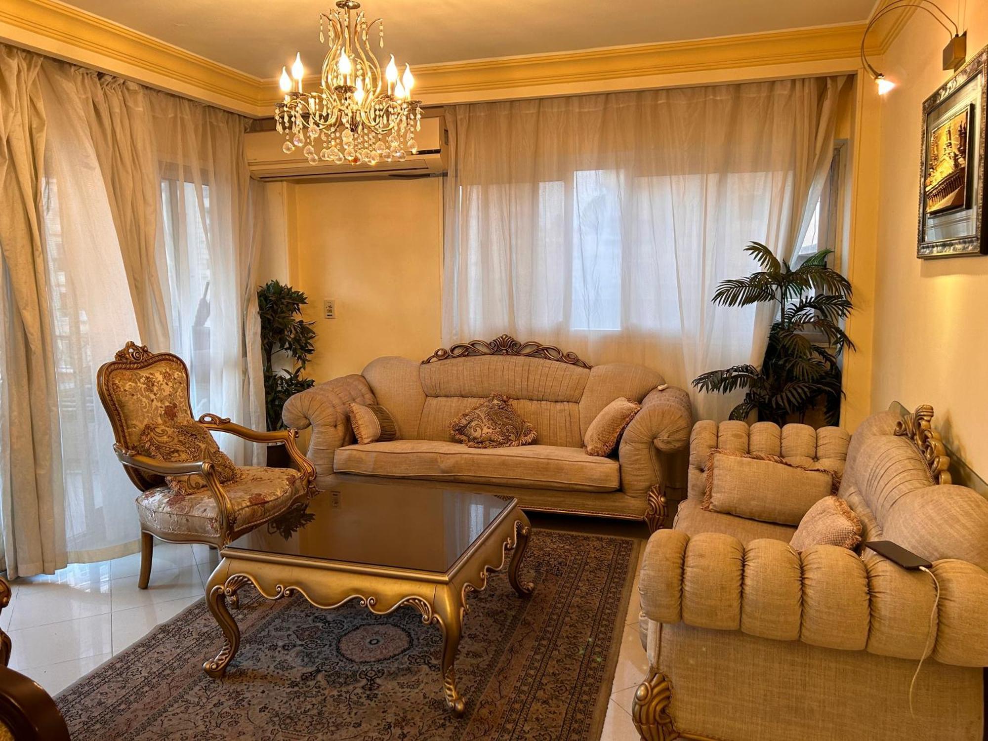 Ezzat Salama Abbas Al Akkad Apartamento El Cairo