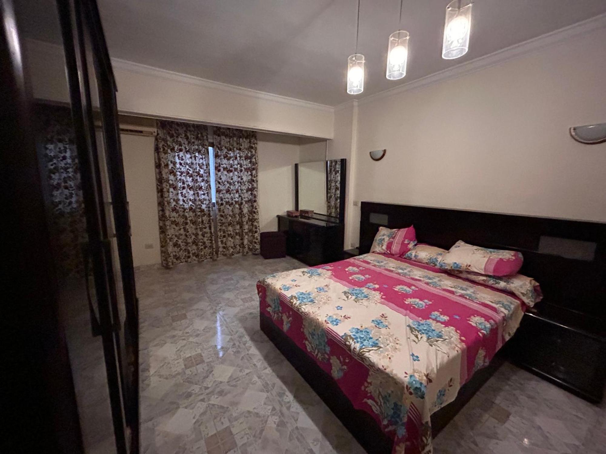 Apartamento Ezzat Salama Abbas Al Akkad El Cairo