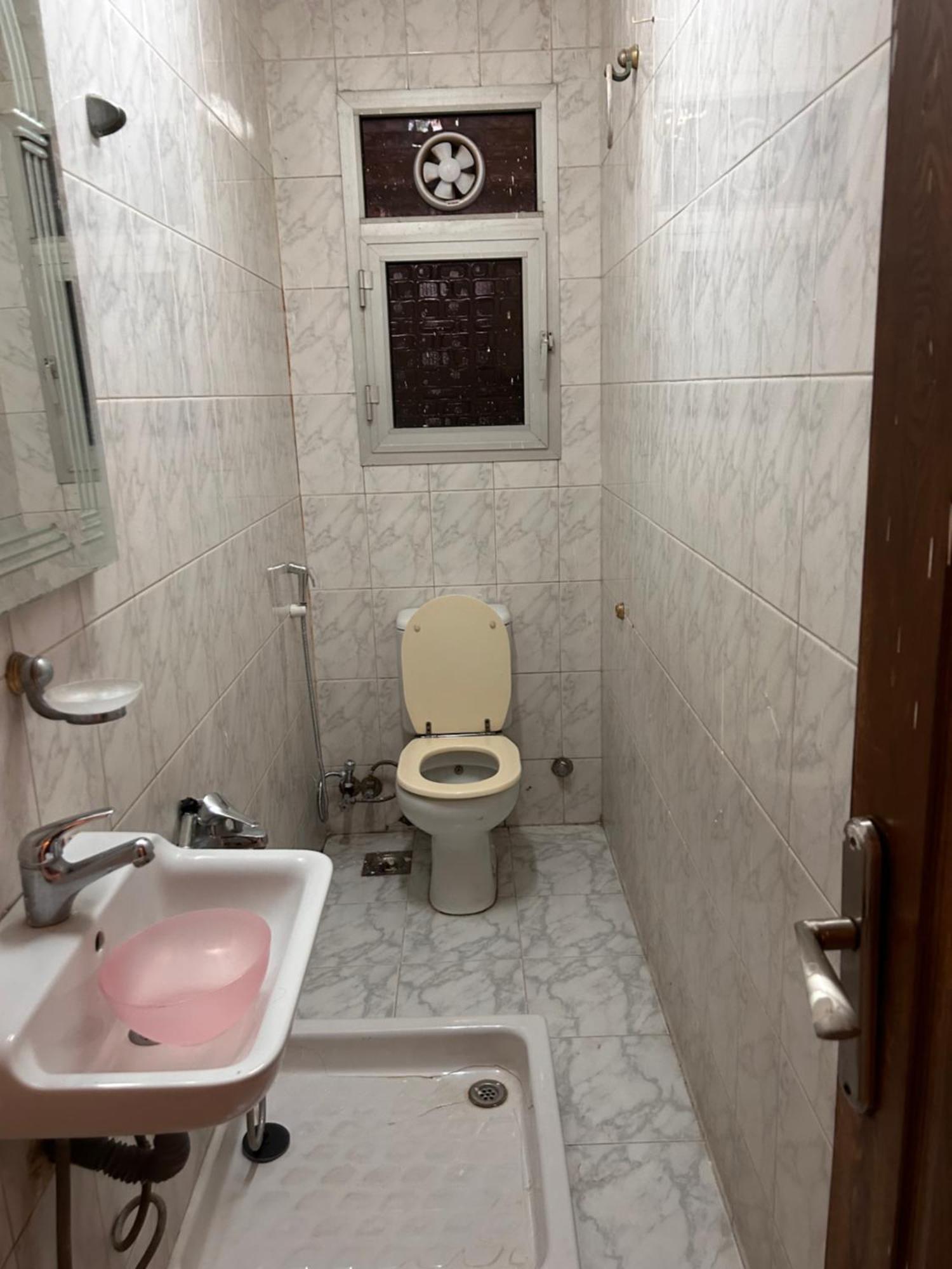Ezzat Salama Abbas Al Akkad Apartment Cairo
